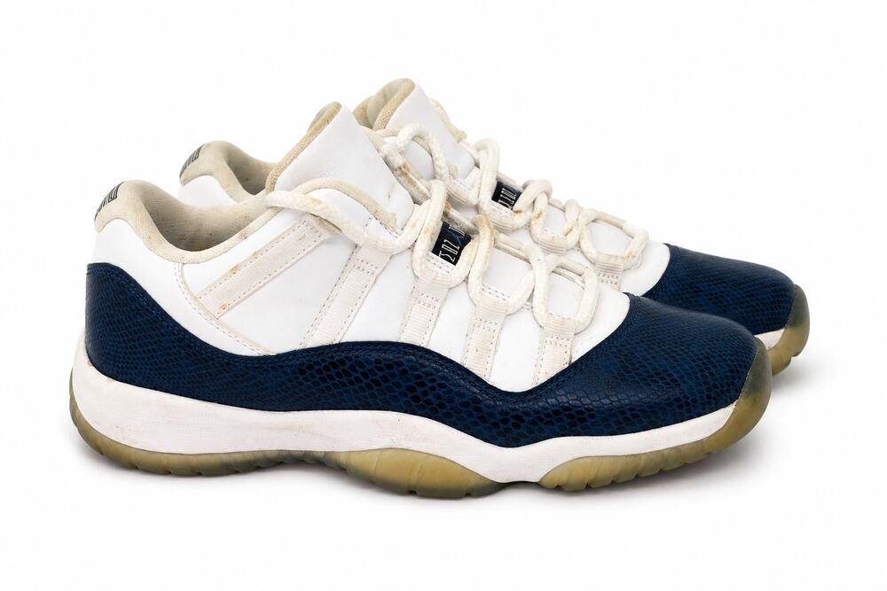 Nike Air Jordan 11 Retro Low Navy Snakeskin GS 6.5Y White Blue CD6847-102